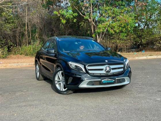 MERCEDES-BENZ GLA 250 2.0 16V TURBO GASOLINA SPORT 4P AUTOMÁTICO MERCEDES-BENZ GLA 250 2.0 16V TURBO GASOLINA SPORT 4P AUTOMÁTICO
